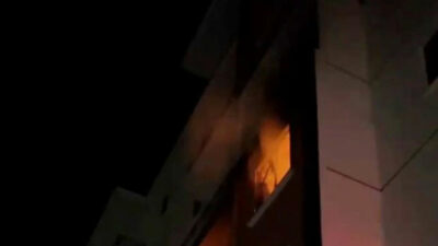 Eşiyle tartışıp evi ateşe verdi