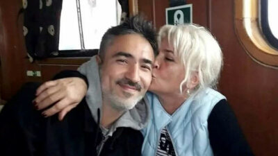 Ölüm düşmanlığı bitirdi! Ünlü şarkıcıdan zeytin dalı