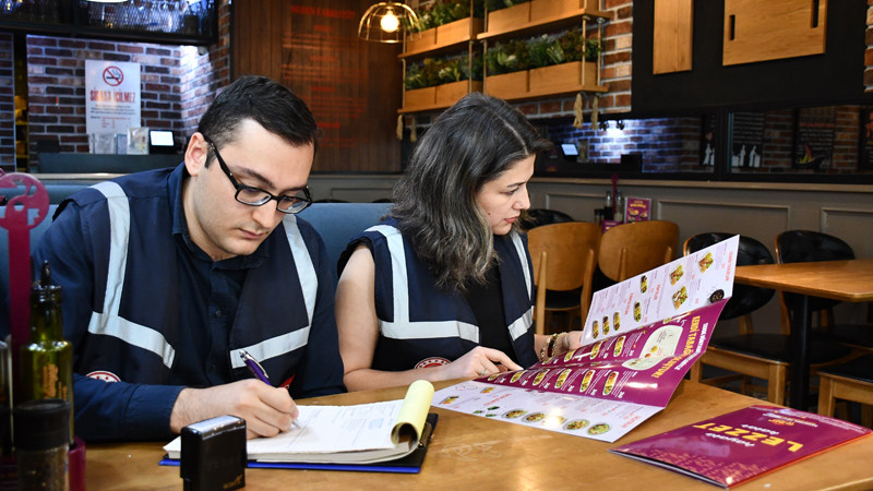 Bursa’da restoran ve kafeler mercek altında