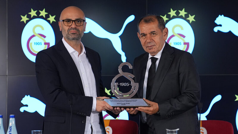 Galatasaray Kulübü ile spor giyim markası PUMA arasında sarı-kırmızılı futbol