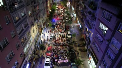 Yıldırım’da Filistin için meşaleli yürüyüş