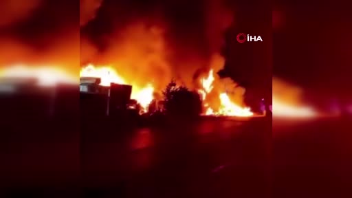 Bursa’da geceyi alevler aydınlattı