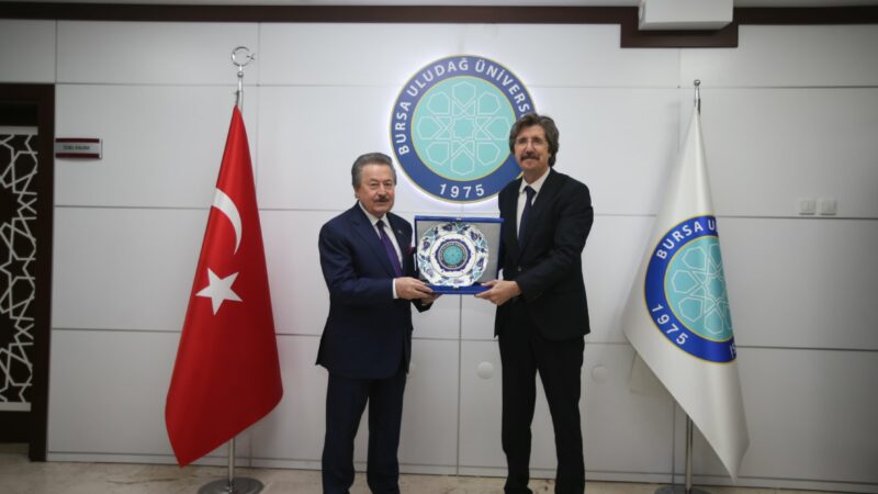 Bursa Uludağ Üniversitesi Rektörü Prof. Dr. Ferudun Yılmaz ve ekibini