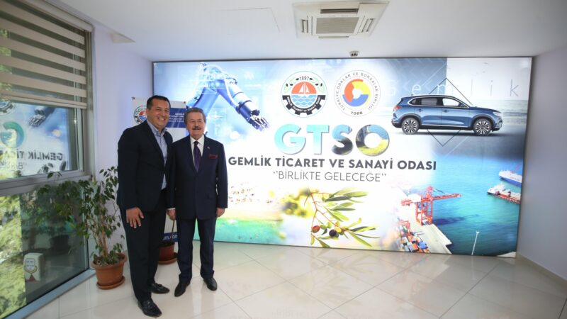 Gemlik’te Cavit Çağlar rüzgarı; ‘Ülkemizi zor ve sıkıntılı bir süreçten çıkardınız’ Devlet eski Bakanı Cavit Çağlar'ı ağırlayan Gemlik Ticaret ve Sanayi