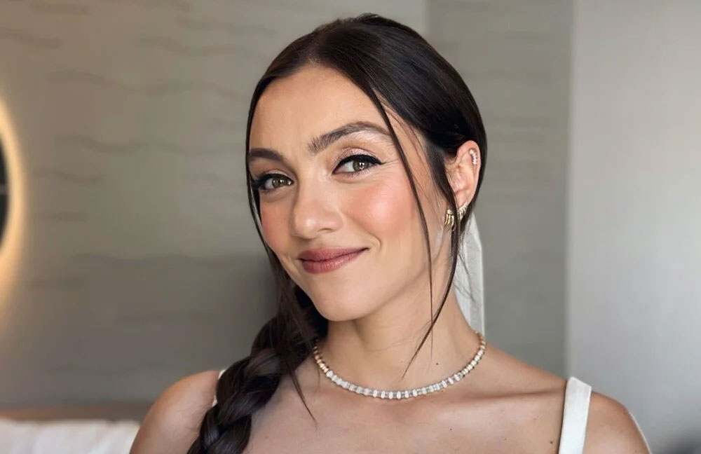 Oyuncu Merve Dizdar evlendi: İşte nikahtan ilk kareler Oyuncu Merve Dizdar evlendi: İşte nikahtan ilk kareler