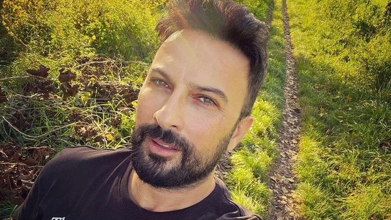 Tarkan’dan yeni albüm: Adını ve çıkış tarihini açıkladı Bir süredir albüm hazırlıklarını sürdüren Megastar Tarkan, yeni albümünün adını