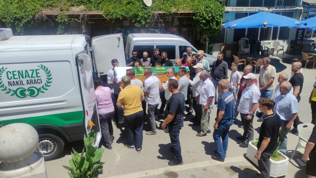 Bursa’da genç mühendis gözyaşları ile uğurlandı