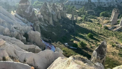 Faciadan dönüldü: Sıcak hava balonu kayalıklara iniş yaptı