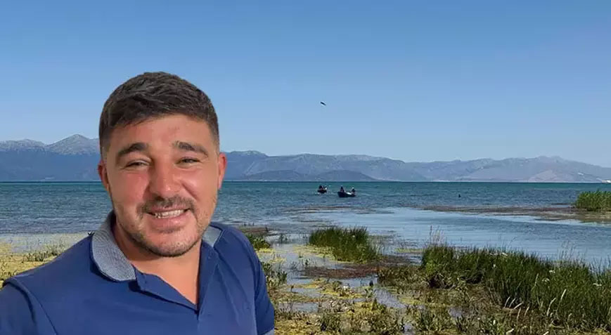 Konya’da tekne alabora oldu! 1 kişi öldü Konya’da tekne alabora oldu! 1 kişi öldü