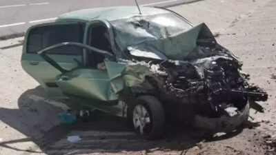 Ankara’da otomobil kamyonete çarptı! Yaralılar var