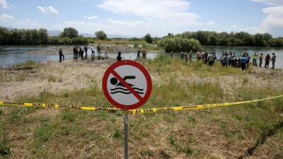 Serinlemek için girdiği nehirde kayboldu