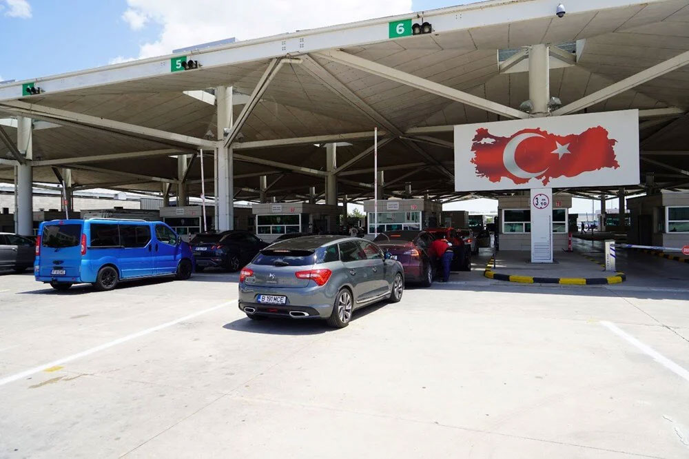 Gurbetçiler akın akın Türkiye’ye gelmeye devam ediyor