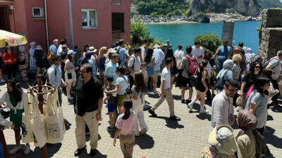 6 bin 600 nüfuslu ilçeye 1 milyon kişi akın etti!