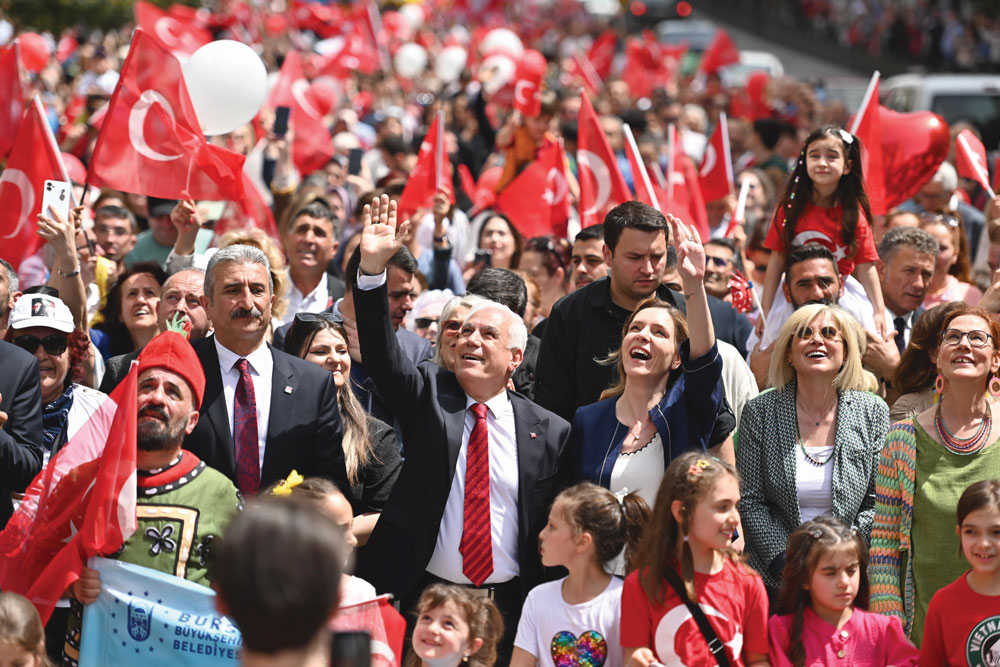 Başkan Mustafa Bozbey “Her alanda halkımıza destek vereceğiz” dedi ve tek tek açıkladı…