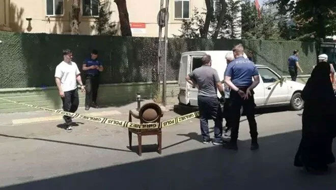 10 yıldır arabanın içinde yaşıyormuş! Kahreden son 10 yıldır arabanın içinde yaşıyormuş! Kahreden son