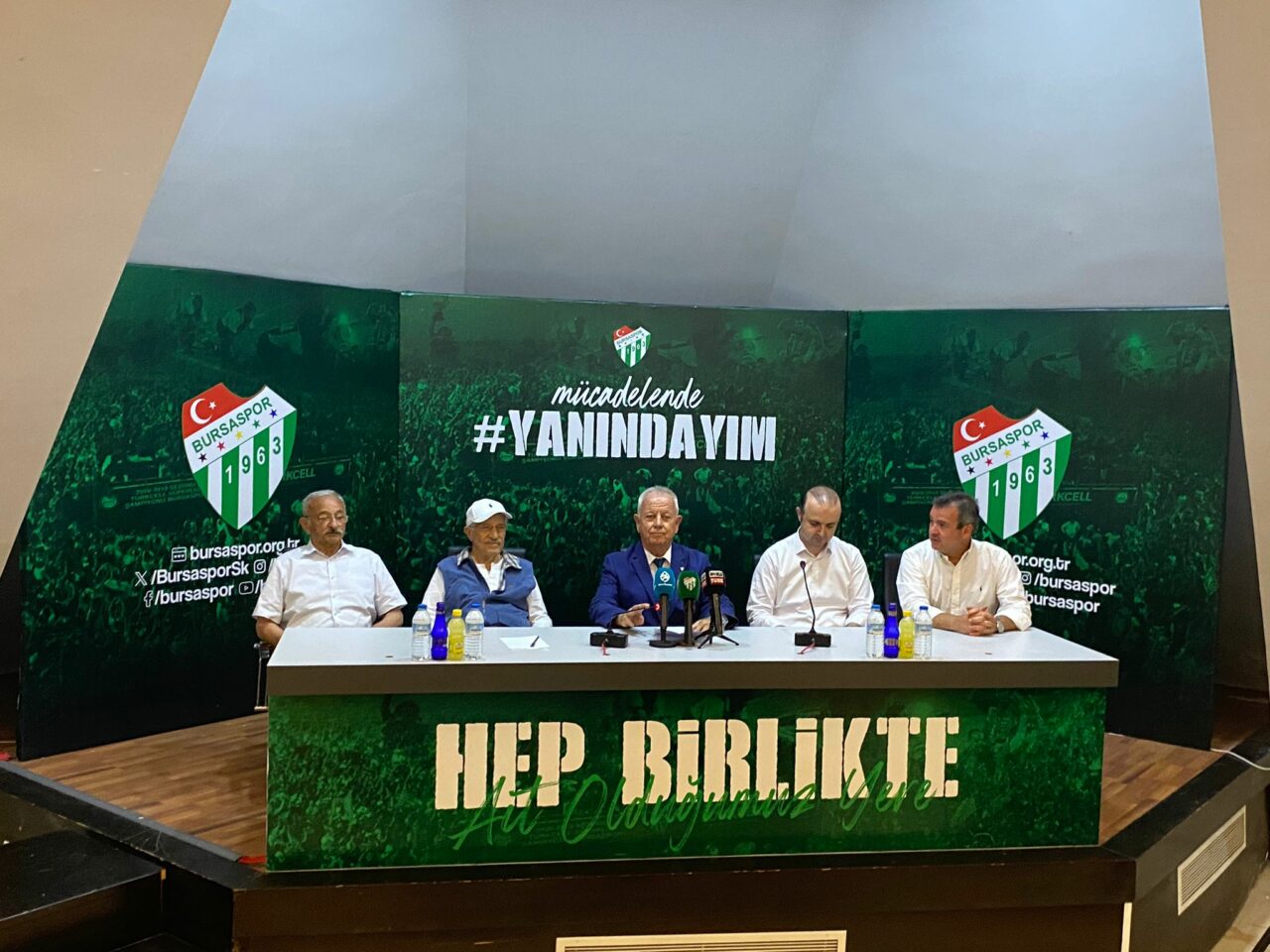 Bursaspor Divan Başkanı Galip Sakder’den adaylık açıklaması