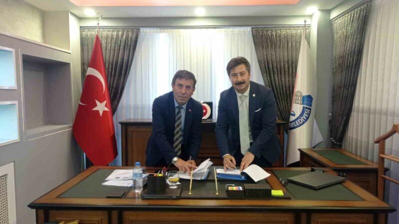 Bursa’nın bu belediyesinin çalışanlarına müjde Yenişehir Belediye Başkanı Ercan Özel, belediye bünyesinde çalışan memurlar için