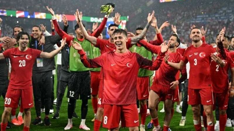 Siyasilerden A Milli Futbol Takım’a tebrik mesajları Avrupa Futbol Şampiyonası (EURO 2024) F Grubu ilk maçında Gürcistan'ı