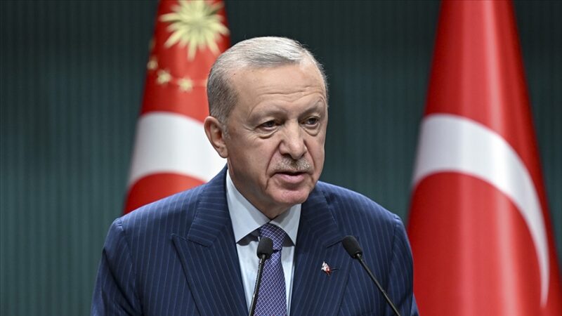 İspanya ve İtalya’daki temaslarını tamamlayan Cumhurbaşkanı Recep Tayyip Erdoğan, dönüş