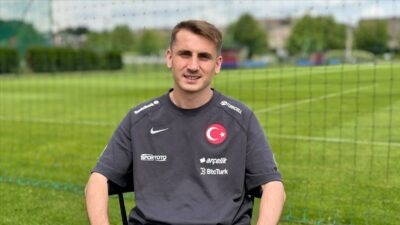 A Milli Futbol Takımı'nın oyuncularından Kerem Aktürkoğlu, Türk halkının kulüp