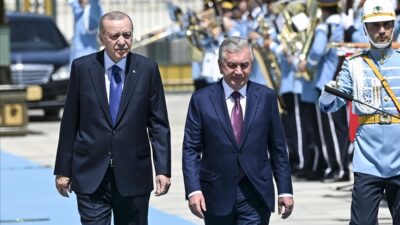 Özbekistan Cumhurbaşkanı Mirziyoyev Ankara’da! Resmi törenle karşılandı