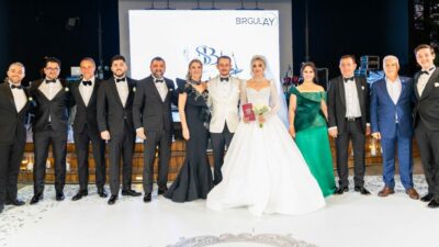 Görkemli düğünle dünyaevine girdiler