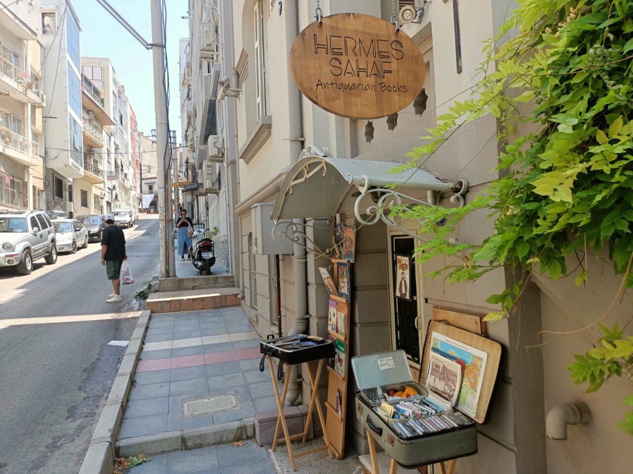 İzmirli esnaf dünyaca ünlü markayı dize getirdi!