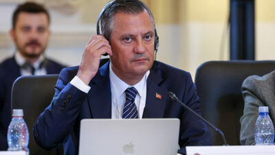 Özel’den AB üyelik açıklaması: ”Kağıt üzerinde bırakılamaz”