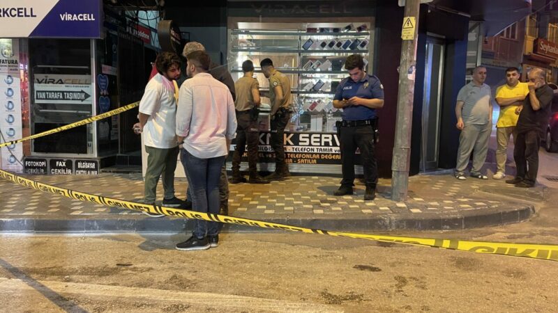 Bursa'nın merkez Osmangazi ilçesinde bir şüpheli, cep telefonu tamir ve