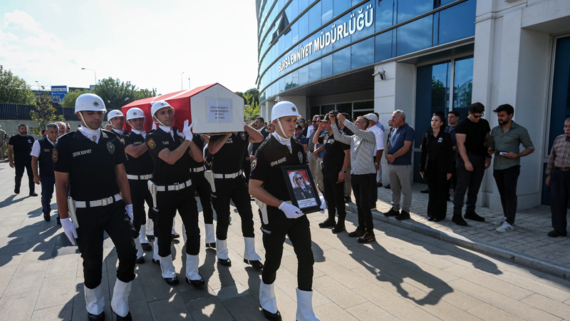 Bursa Emniyeti’nin acı günü! Son yolculuğuna uğurlandı