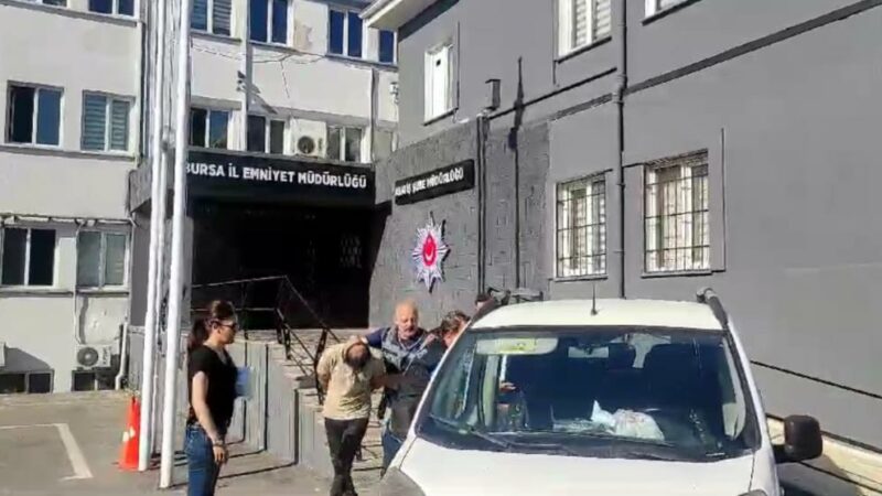 Bursa'da düzenlenen fuhuş operasyonunda 3 şüpheli gözaltına alındı.