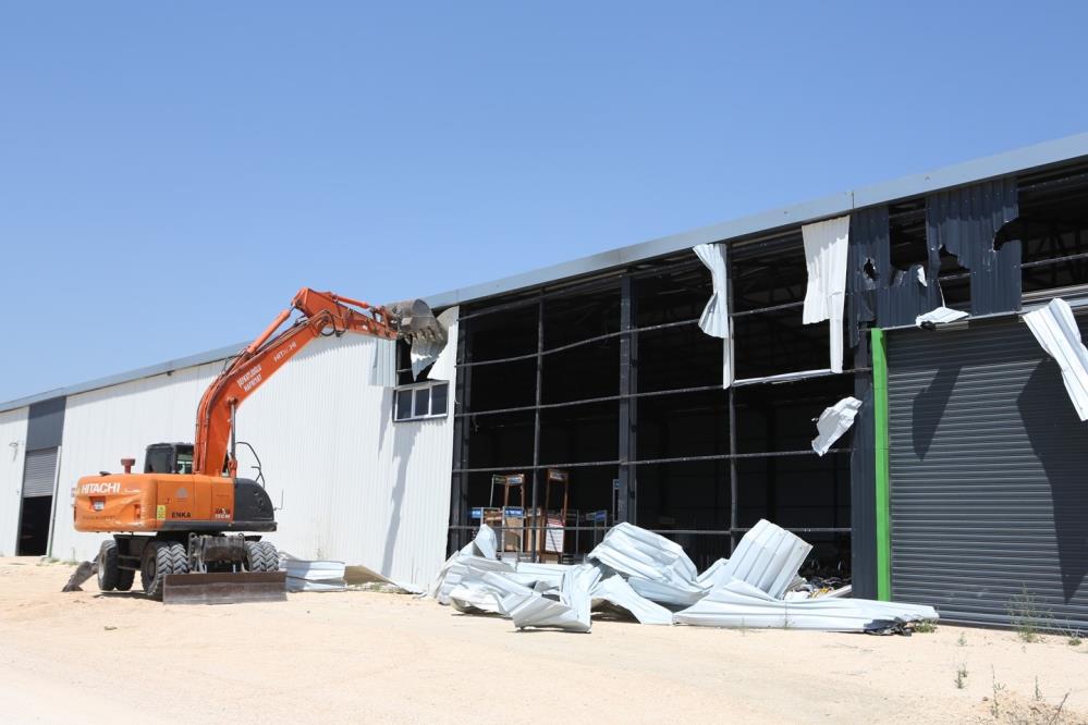 Bursa’da kaçak fabrikalara yıkım!