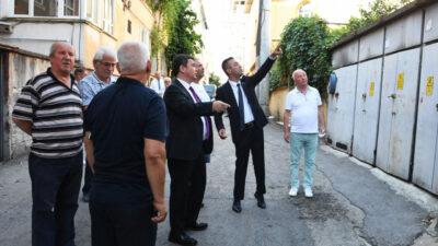 Bursa’da Başkan Aydın’dan yerinde çözüm! Bütün ilçeyi karış karış geziyor