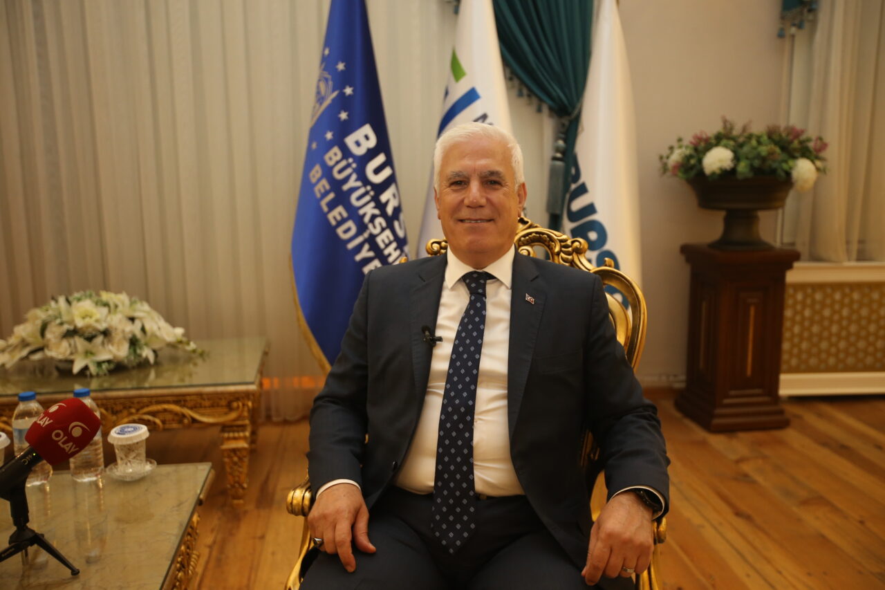 Bursa’ya 94 km.’lik yeni metro ve tramvay ağı müjdesi! Başkan Bozbey ilk kez OLAY’a açıkladı… Bursa’ya 94 km.’lik yeni metro ve tramvay ağı müjdesi! Başkan Bozbey ilk kez OLAY’a açıkladı…