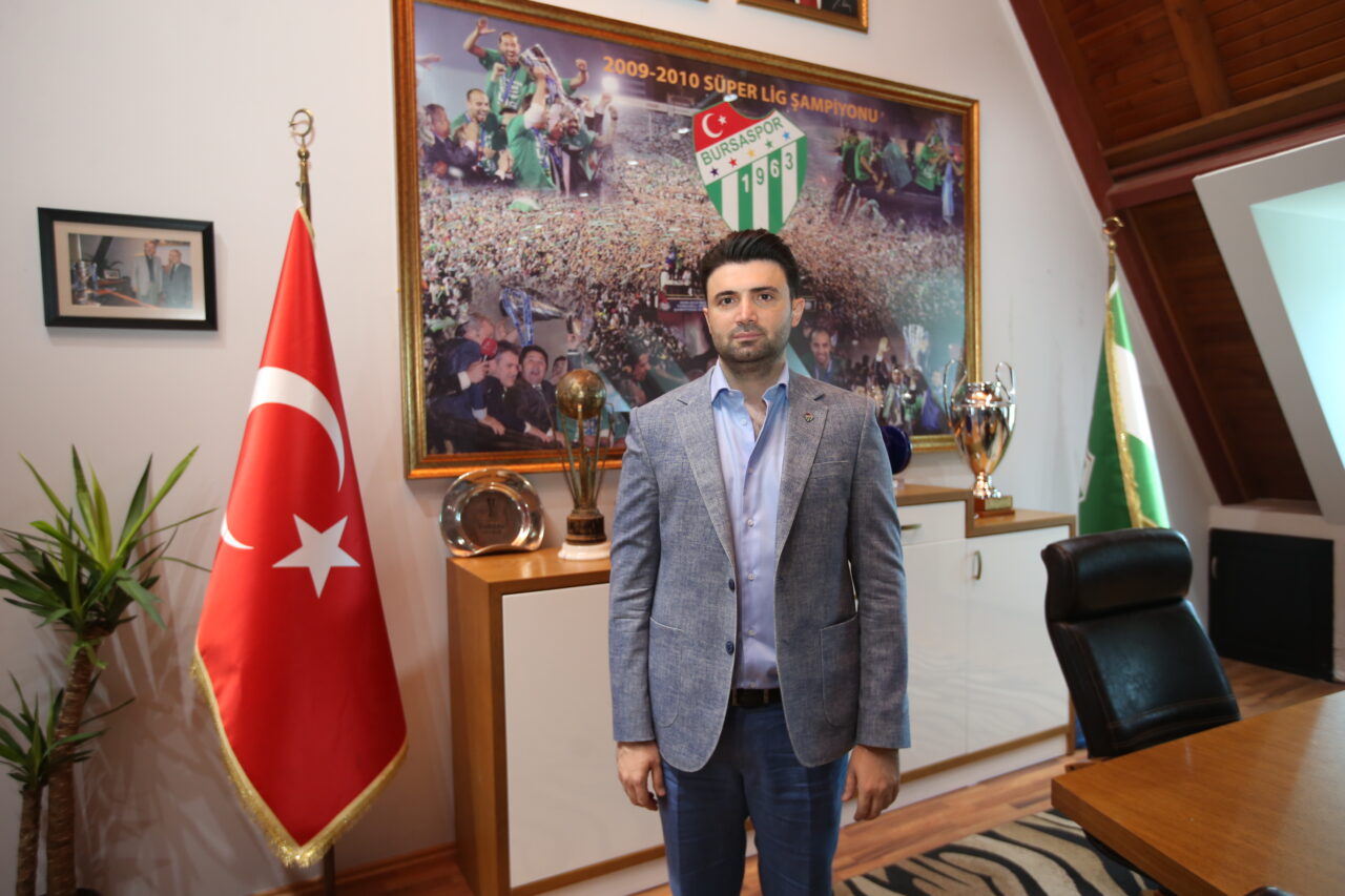 Bursaspor Başkanı Enes Çelik’ten gündem yaratacak sözler; ‘Matavz’ın parasıyla 3.Lig’den 4-5 kulüp satın alırdınız’