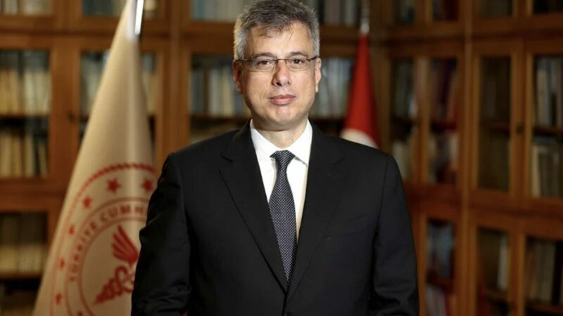 Kabinede değişim; İşte yeni atanan bakanlar… Resmi Gazete'de yayımlanan Cumhurbaşkanı Recep Tayyip Erdoğan imzalı kararla Saglık