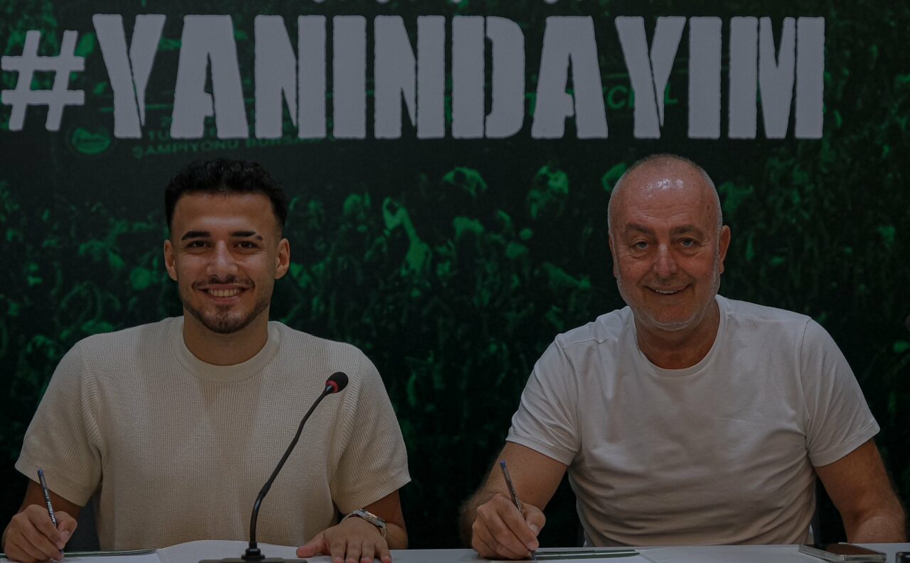 Bursaspor açıkladı! Sözleşme yenilendi