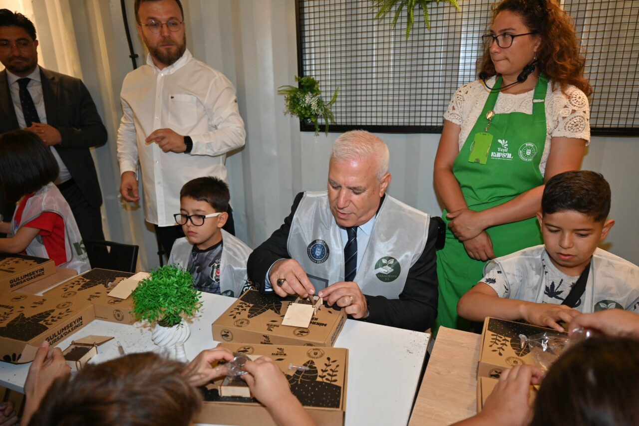 Bursa’nın yeni projesi ‘Yeşil Kapsül’ açıldı! Bursa’nın yeni projesi ‘Yeşil Kapsül’ açıldı!