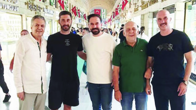 Bursaspor’ın ‘Baba’ golcüsünün ilk durağı Kapalı Çarşı