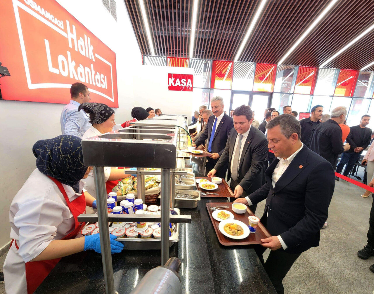 Özgür Özel’den Osmangazi çıkarması! Projeleri tek tek inceledi…