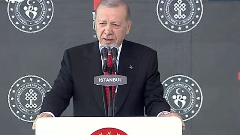 Cumhurbaşkanı Erdoğan: ”Darbeye tiyatro diyenleri affetmeyeceğiz”