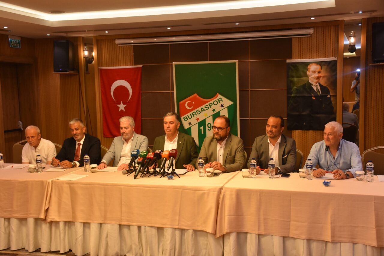 Bursaspor Divan Kurulu Başkan Adayı Ali Ademoğlu: Şampiyonluk yolculuğuna omuz vereceğiz Bursaspor Divan Kurulu Başkan Adayı Ali Ademoğlu: Şampiyonluk yolculuğuna omuz vereceğiz