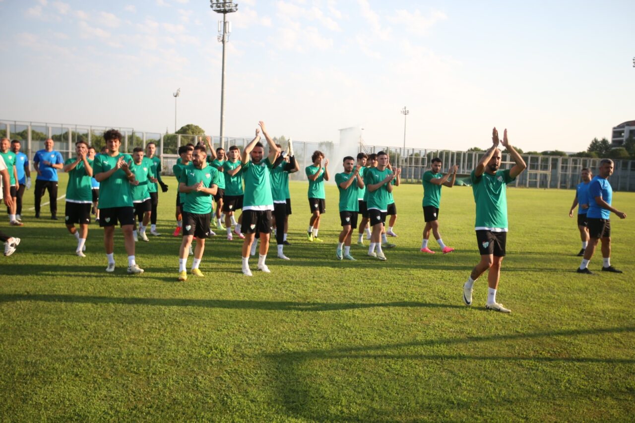 Bursaspor’un yeni isminden camiaya mesaj!
