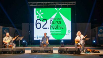 Azerbaycanlı piyanist, besteci ve şarkıcı Aziza Mustafa Zadeh, Merinos Atatürk