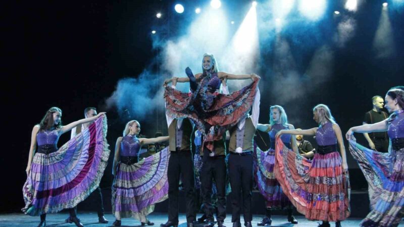 Bursa Festivali’nde İrlanda esintisi İrlanda’nın ünlü dans ve müzik grubu Celtic Legends, Türkiye’de ilk