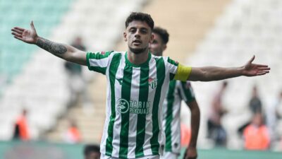 Çağatay yuvadan uçtu!