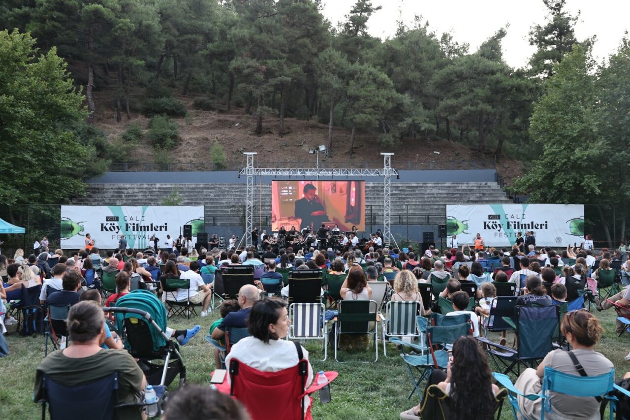 Bursa'da Çalı Köy Filmleri Festivali başladı 6 cali koy filmleri festivali basladi 0e59856