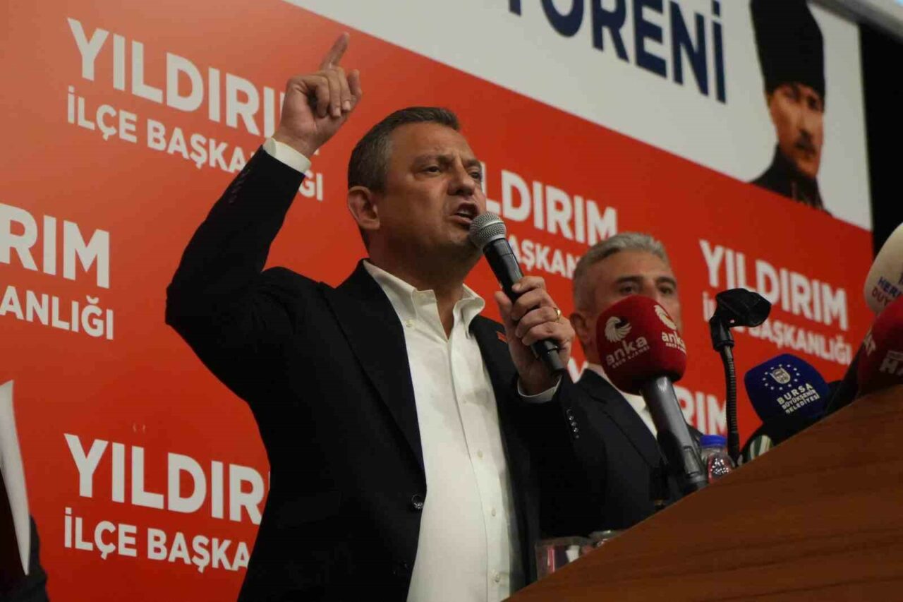 CHP Genel Başkanı Özel Bursa’da konuştu: ‘Bursa’yı kazandıran birinci parti oluyor’