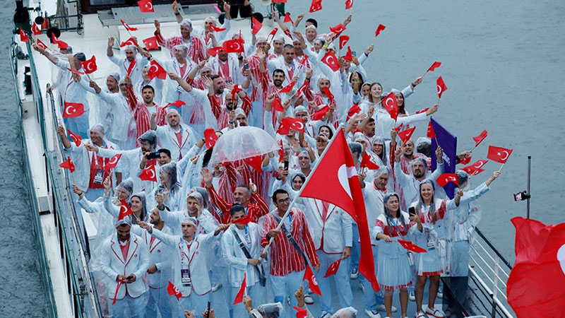 Paris 2024: Görkemli açılış töreninde İşte Türkiye!