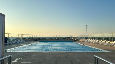 Havuzda haşema yasağına iki gözaltı!